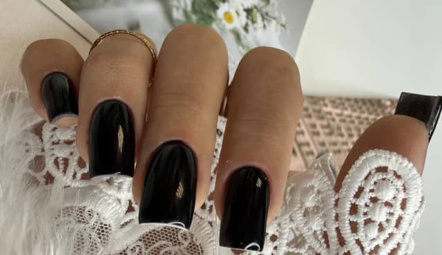nails-2